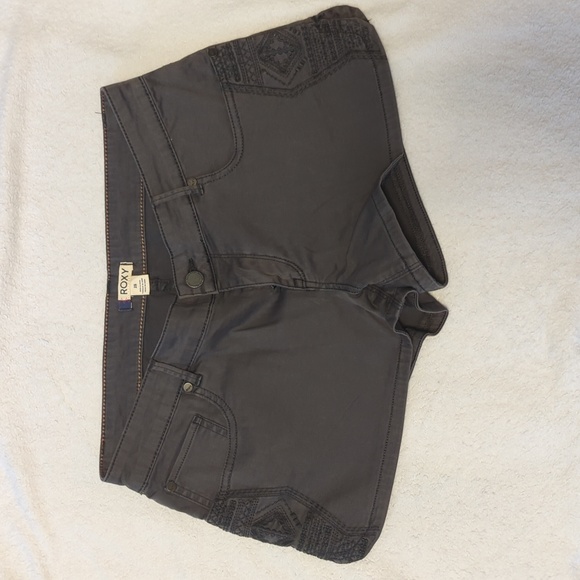 Roxy Shorts - NWT - Picture 2 of 11